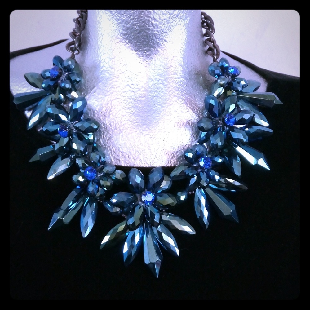 Park Lane Necklace As New Vibrant Iridenscent Blue - Picture 6 of 7